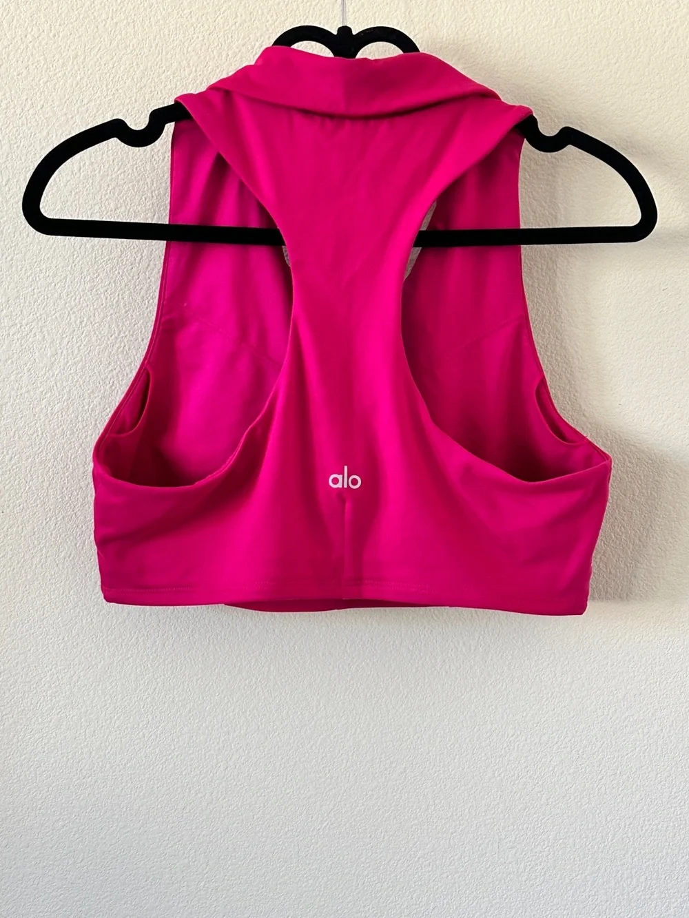 ALO Yoga Magenta Polo Collar Racerback Cropped Sports Bra Tank Size L